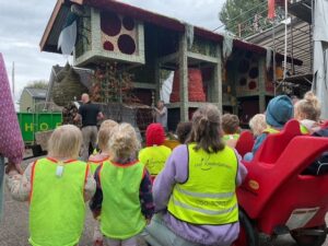 bloemencorso Eelde - Het Kinderkabinet
